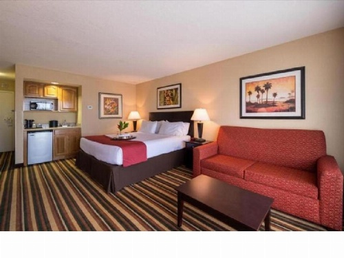 Holiday Inn & Suites Orlando SW - Celebration Area image 22